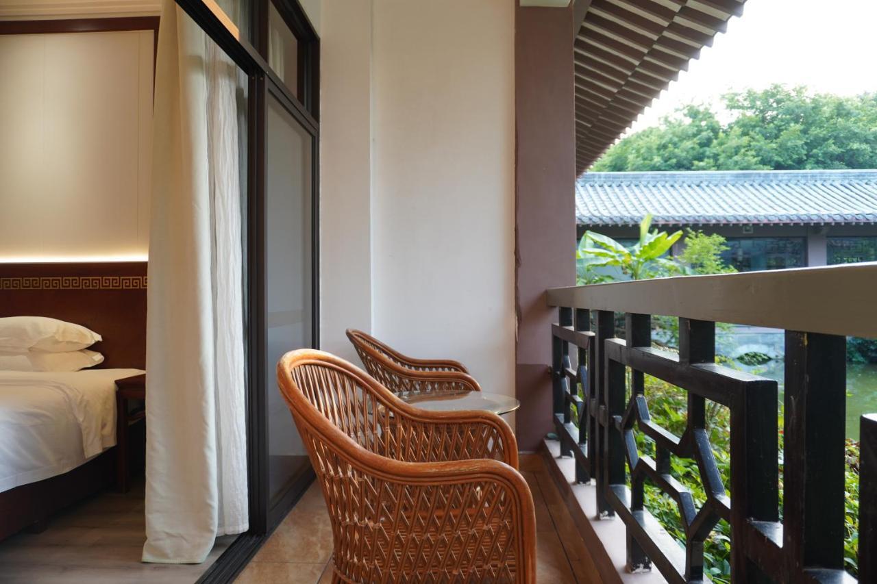 Guilin Yi Characteristic Hotel Coltd المظهر الخارجي الصورة
