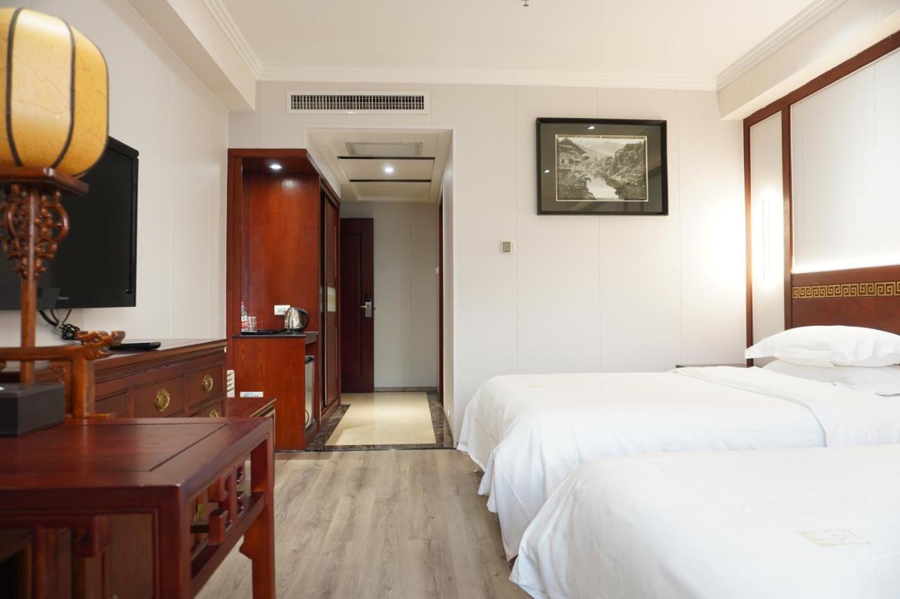 Guilin Yi Characteristic Hotel Coltd المظهر الخارجي الصورة