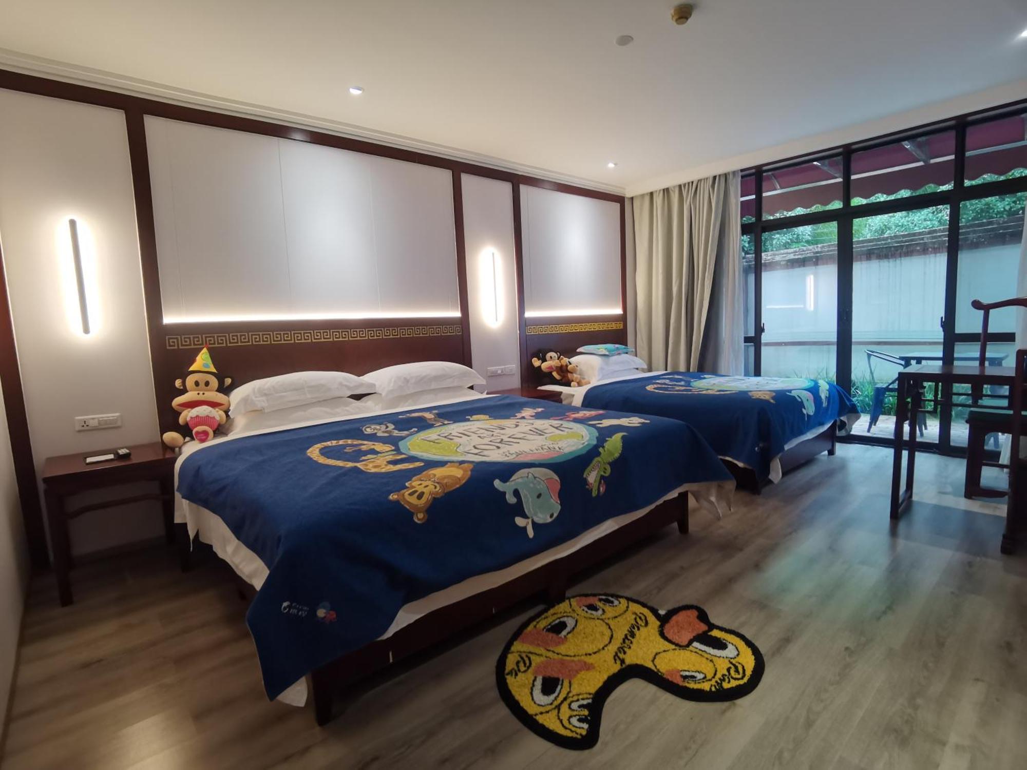 Guilin Yi Characteristic Hotel Coltd المظهر الخارجي الصورة